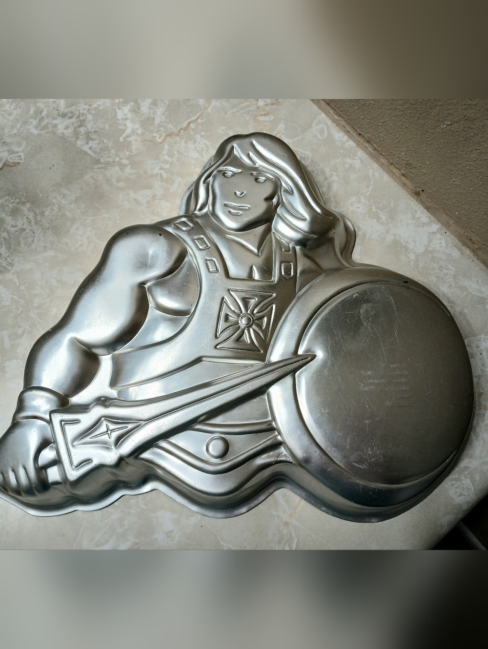 Wilton He-Man 1983 Cake Pan
